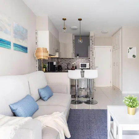 Comfy Los Cristianos *